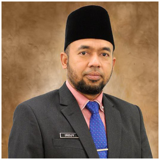Encik Muhamad Yusri bin Aman