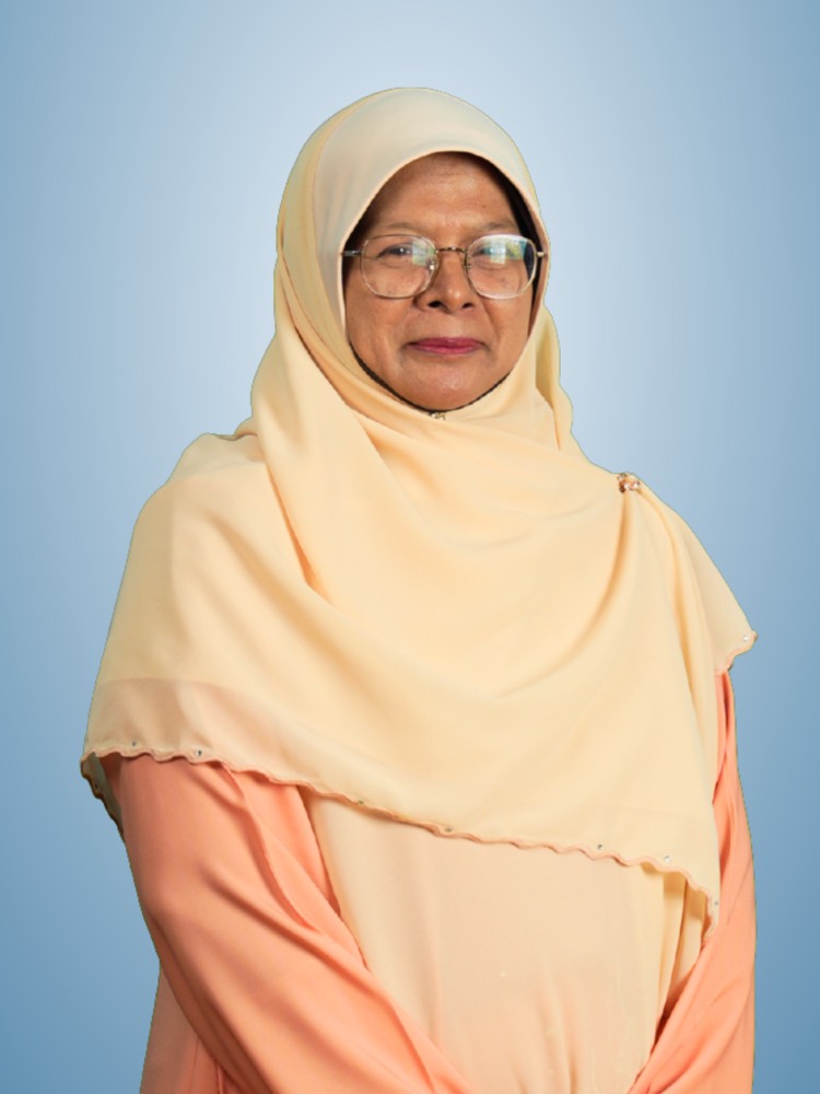Puan Siti Royani binti Mohd Hafids